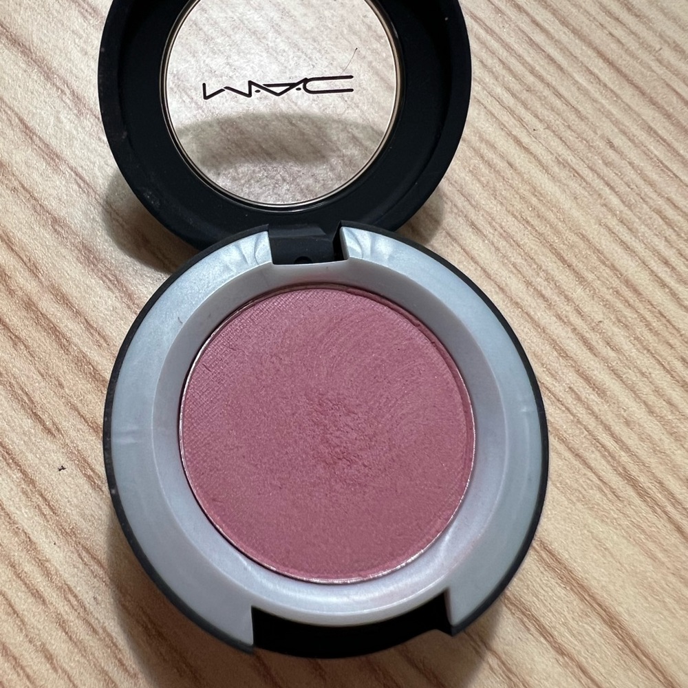 MAC Eyeshadow shade Ripened - Picture 3 of 3
